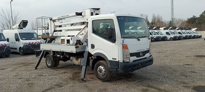 Nissan Cabstar Oil&Steel Snake 2010 Compact RE - 20 m - 200 kg Nissan Cabstar Oil&Steel Snake 2010 Compact RE - 20 m - 200 kg