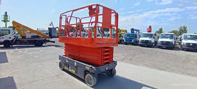 GENIE GS3246 - 11,75 m GENIE GS3246 - 11,75 m