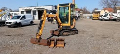 Yanmar SV18 - with 3 buckets